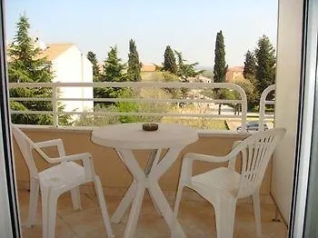 Guest house Residence Panolija 3*